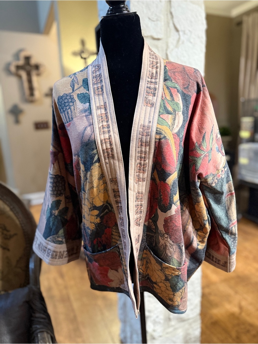 NWT Market of Stars Friendship Love Truth Cardigan - Picture 9 of 11